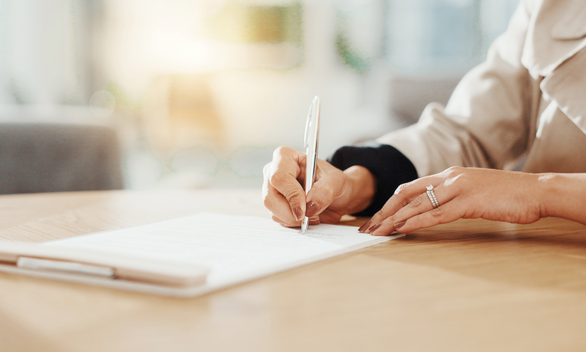 Contract Drafting & Review